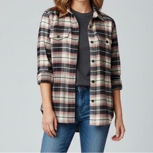 Tilley Size L 100% Organic Cotton Flannel Plaid Button Up Shirt Cream Pink Black